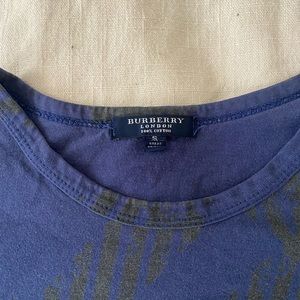Burberry tee